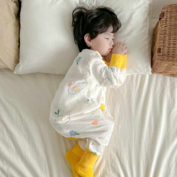 Baby Sleeping Bag Cotton Gauze Baby Summer Thin Anti-Kick Quilt Summer Style Boy's One-Piece Pajamas to Protect the Belly