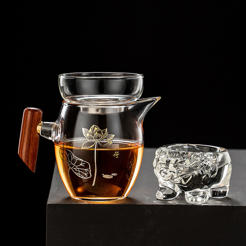 페어 컵 - 로터스 + 라이온 드레인