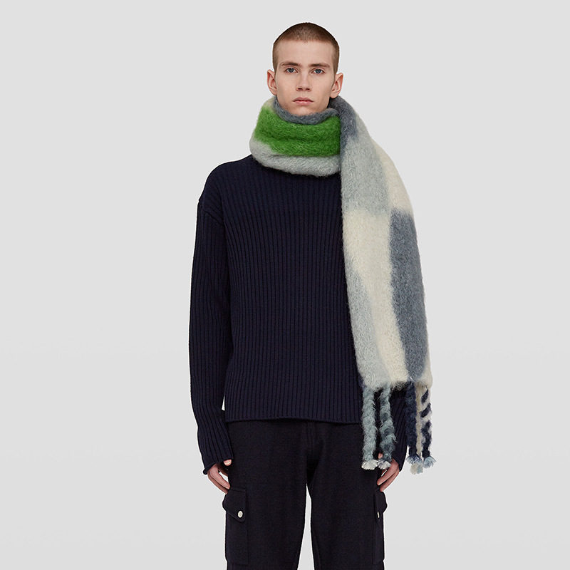 Semplice ed elegante, spesso scialle in imitazione cashmere Jil's e la stessa calda sciarpa in mohair per l'autunno e l'inverno_voghion.com