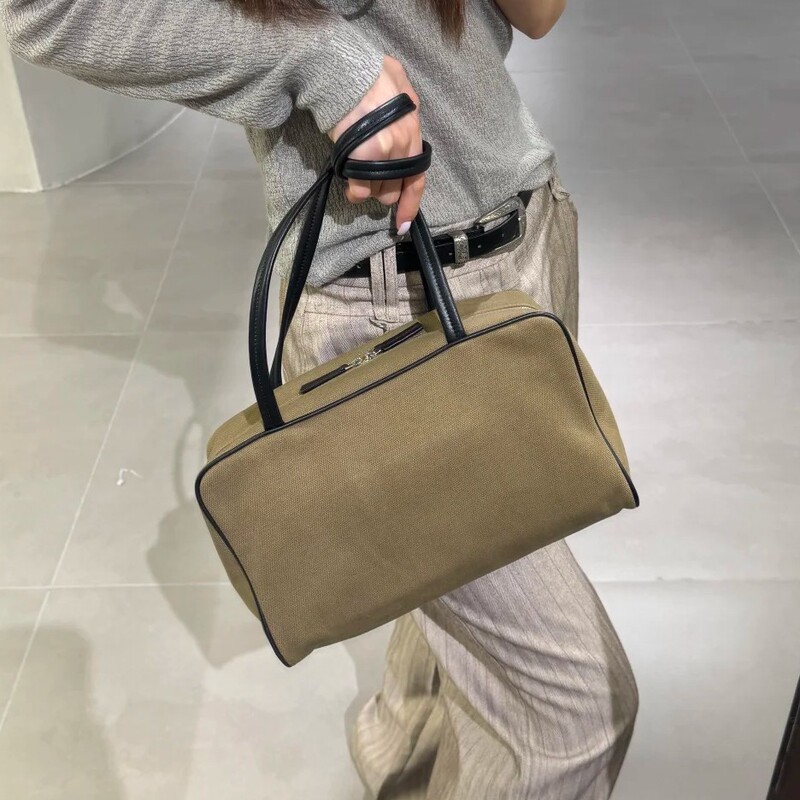 Row Series 2026 New Canvas and Sheepskin Bowling Bag Astra Large Capacity Boston Women's Shoulder Bag Row Series 2026 New Canvas and Sheepskin Bowling Bag Astra Large Capacity Boston Women's Shoulder Bag