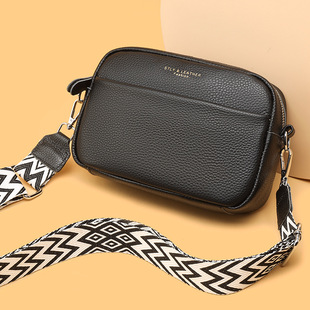 (Cross-border trading), (Wholesale), fashionable straps, leather one-shoulder bag, genuine leather, city style, simple and elegant design, cowhide