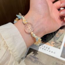 ������Ů�L��β����ˮ���ǹ����K���ŮС���OӋ�����e�L�������K