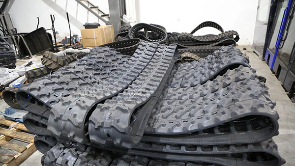 橡胶履带 (8).JPG