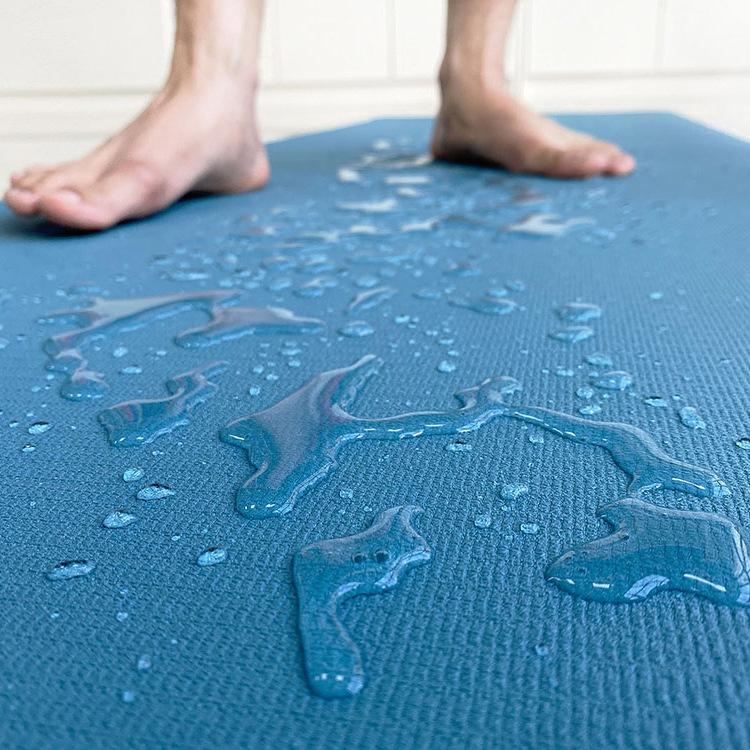 PRO yoga mat.jpg