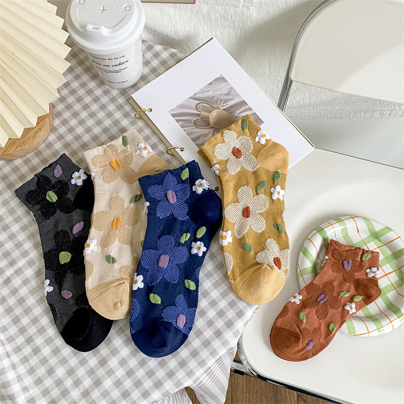 Boots under the spring and summer new three-dimensional relief floret series socks comfortable breathable fashion sweet boat socks women