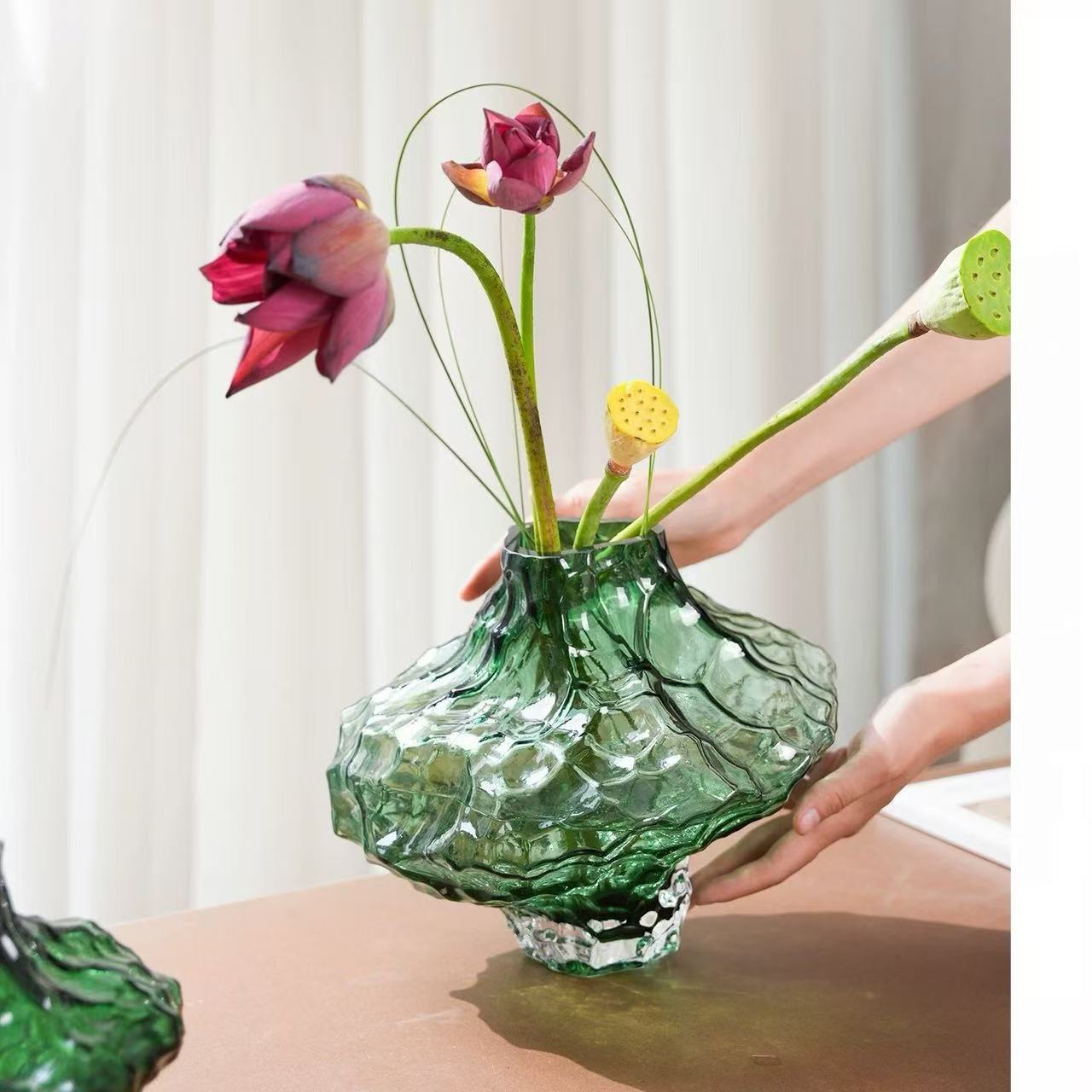 Jarrón de cristal de valle escandinavo estilo ins asimétrico elegante decoración creativa para el hogar artesanías adornos para arreglos florales.