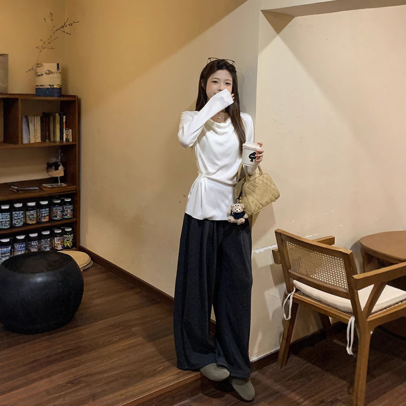 乌77设计感法式荡领斜扣针织衫女冬季收腰显瘦内搭打底长袖上衣新|undefined