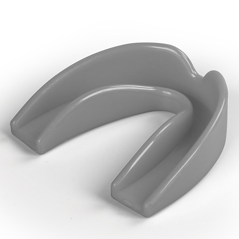 Protector de dientes gris