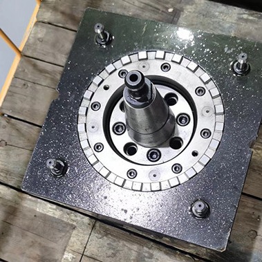 台湾优冈乔福立式数控车床刀架纽威三众建哈美申美克立车固定刀座