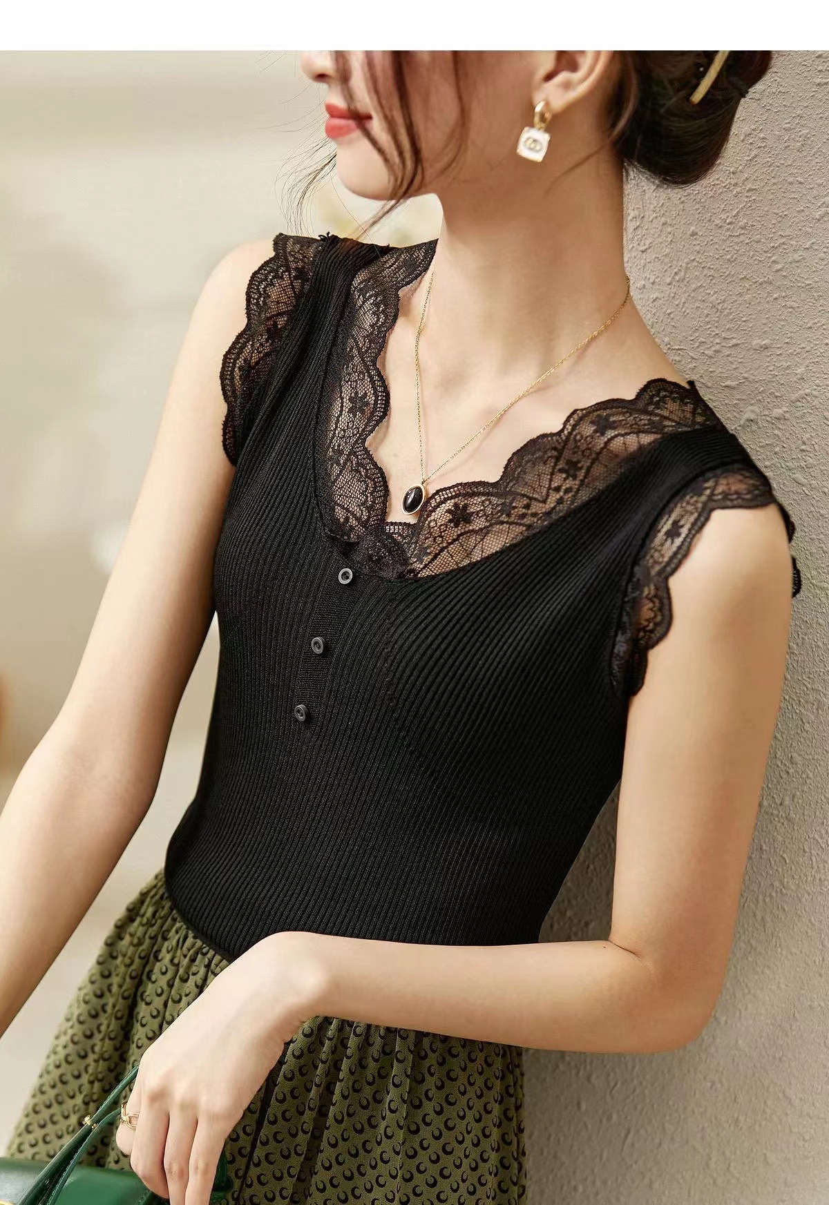 Available in multiple colors