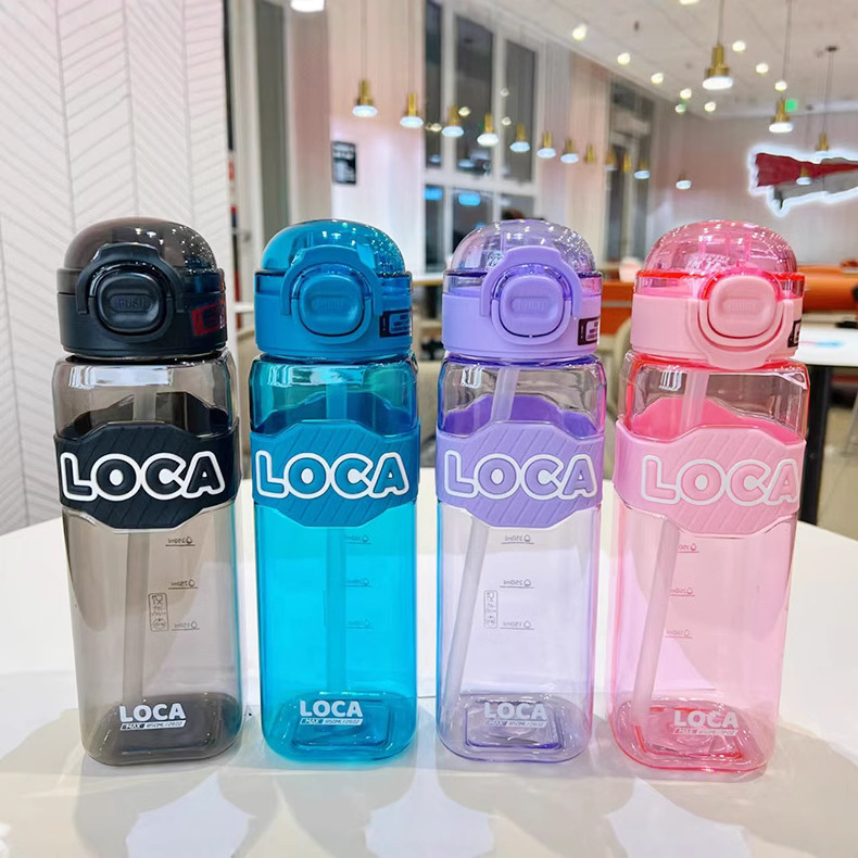 Yitong transfronterizo del sudeste asiático tetera de agua portátil cuadrilátera taza de agua deportiva al aire libre taza de plástico de paja