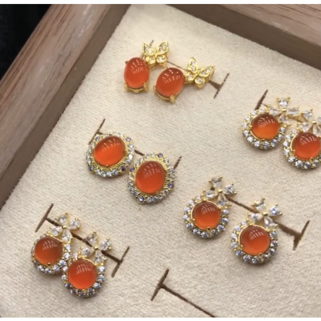 Серьги с красной каменной инкрустацией, модные, серебро 925 пробы