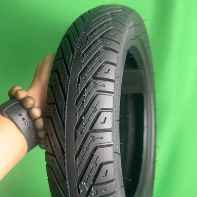 Elektrikli avtomobil şinləri 100/90-10 Tubeless Tire Semi-Hot-Melt