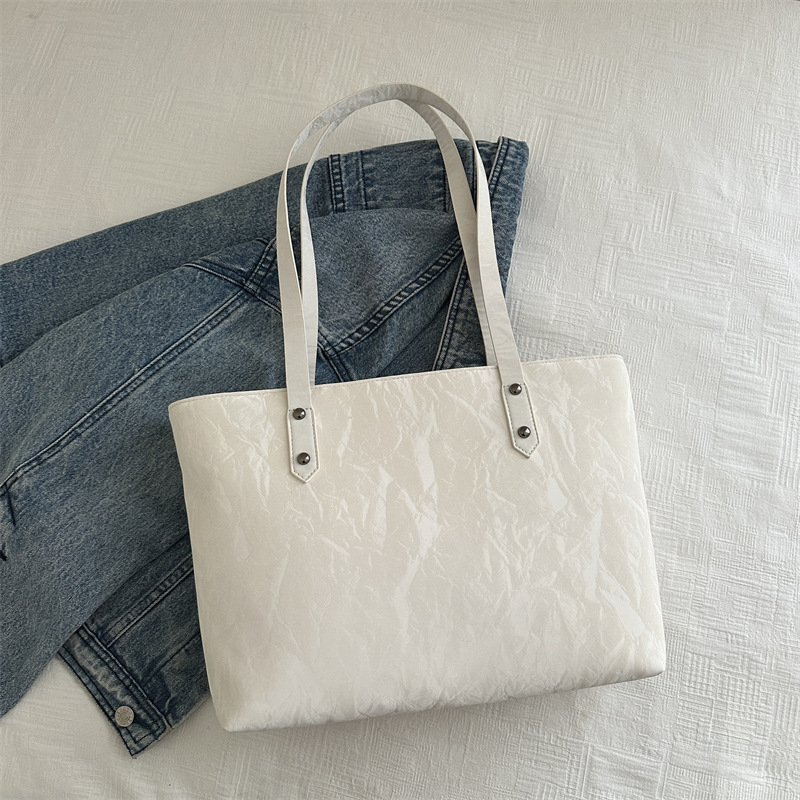 Bolsa de viaje de clase de estudiantes para mujeres 2024 nueva moda primavera hombro brazalete bolsa de alta capacidad de gran tamaño bolsa de mano