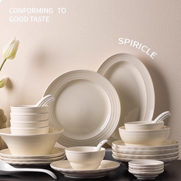 Jingdezhen Cream Style Dishware Set Household Tableware 2025 New Plates and Bowls Moving to New Home Bowls and Chopsticks