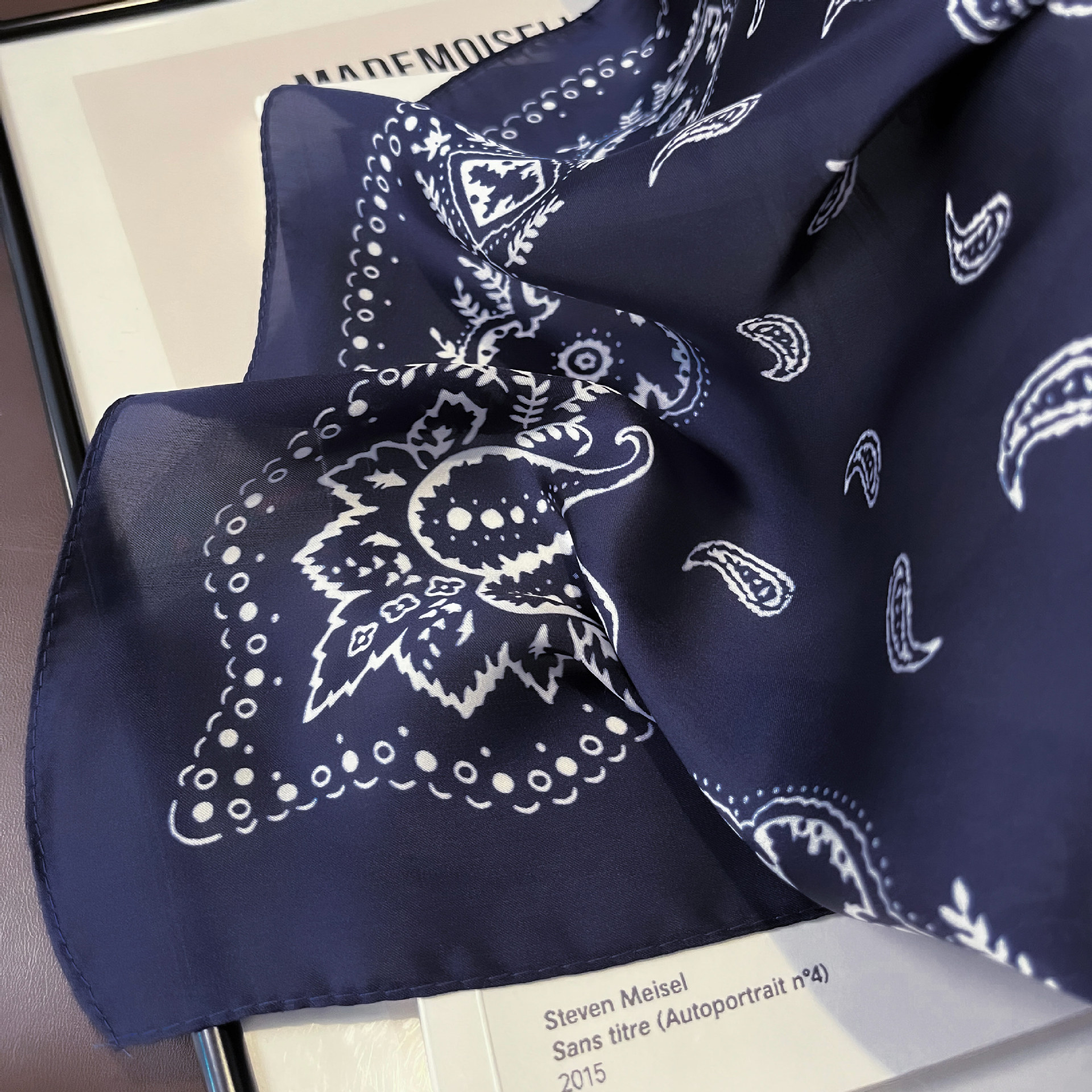 2023 été fleur de cajou polyvalent 70 petit carré écharpe Imitation soie femmes enfants jour cadeau décoration écharpe_voghion.com