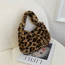 ë�qС����Ů2022���¿�r�оW�t�ٴ�ëë������μ������С����