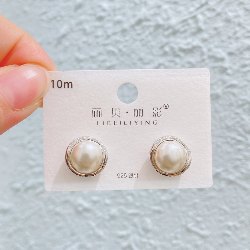 Liyin/Libeliying 新しいパール蝶のイヤリング女性のためのライト高級優しい気質シンプルなイヤリングシルバー針イヤリング|undefined