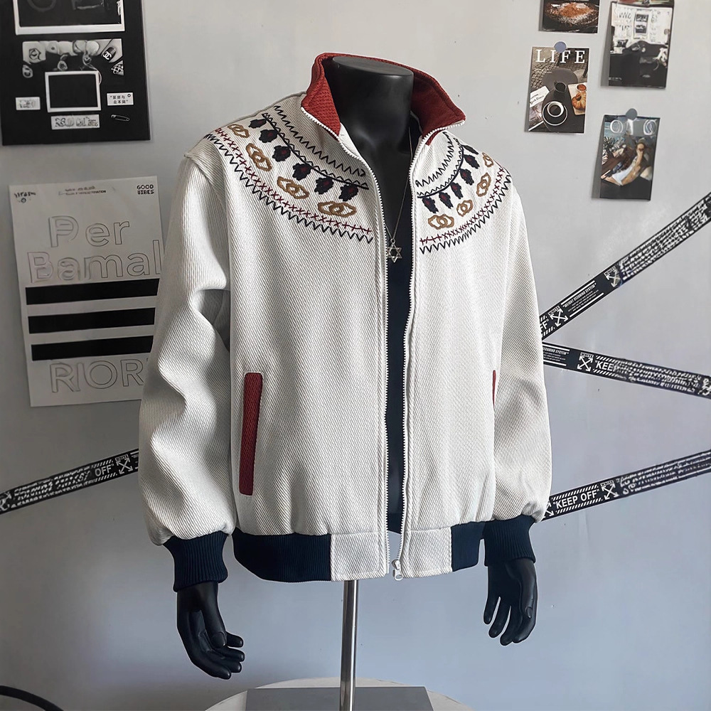 Giacca con collo alto e design a contrasto ricamato, maglione Fel Island in maglia, cardigan, top_voghion.com