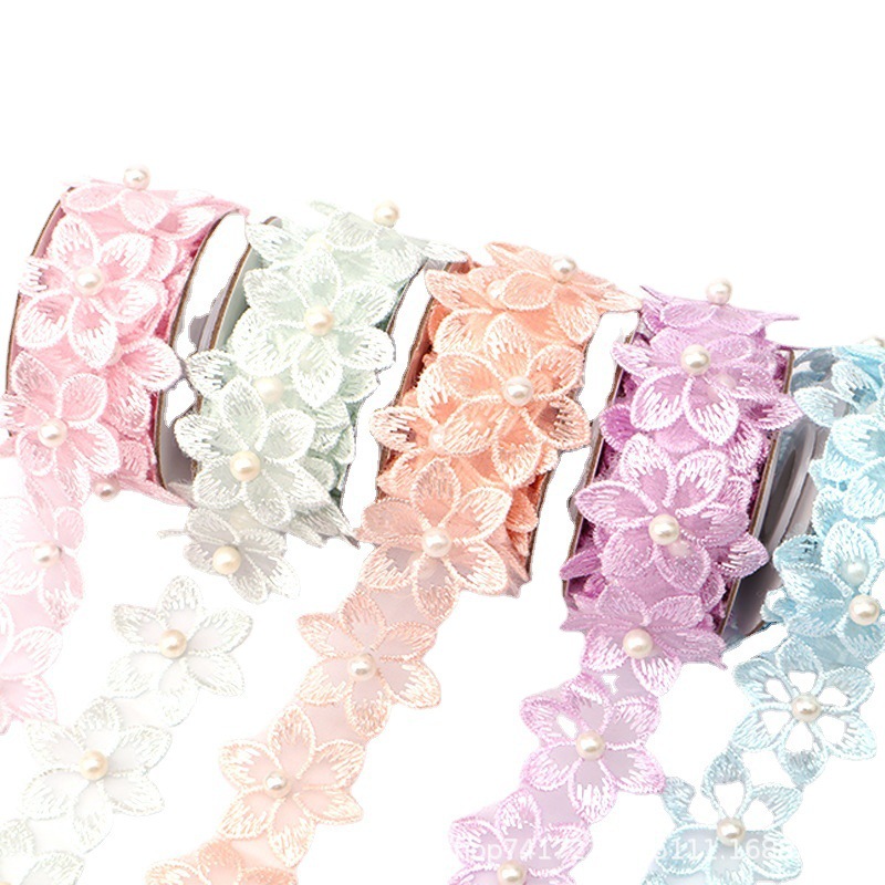 En stock 3,3 cm de una sola capa de flores bordadas de seis pétalos de flores orden perla encaje de organza de encaje ropa de falda de DIY