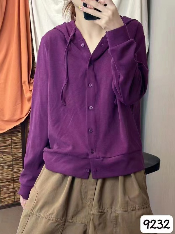 古咖服饰2025秋款亲肤精梳棉连帽上衣女复古文艺纯色长袖开衫卫衣|undefined