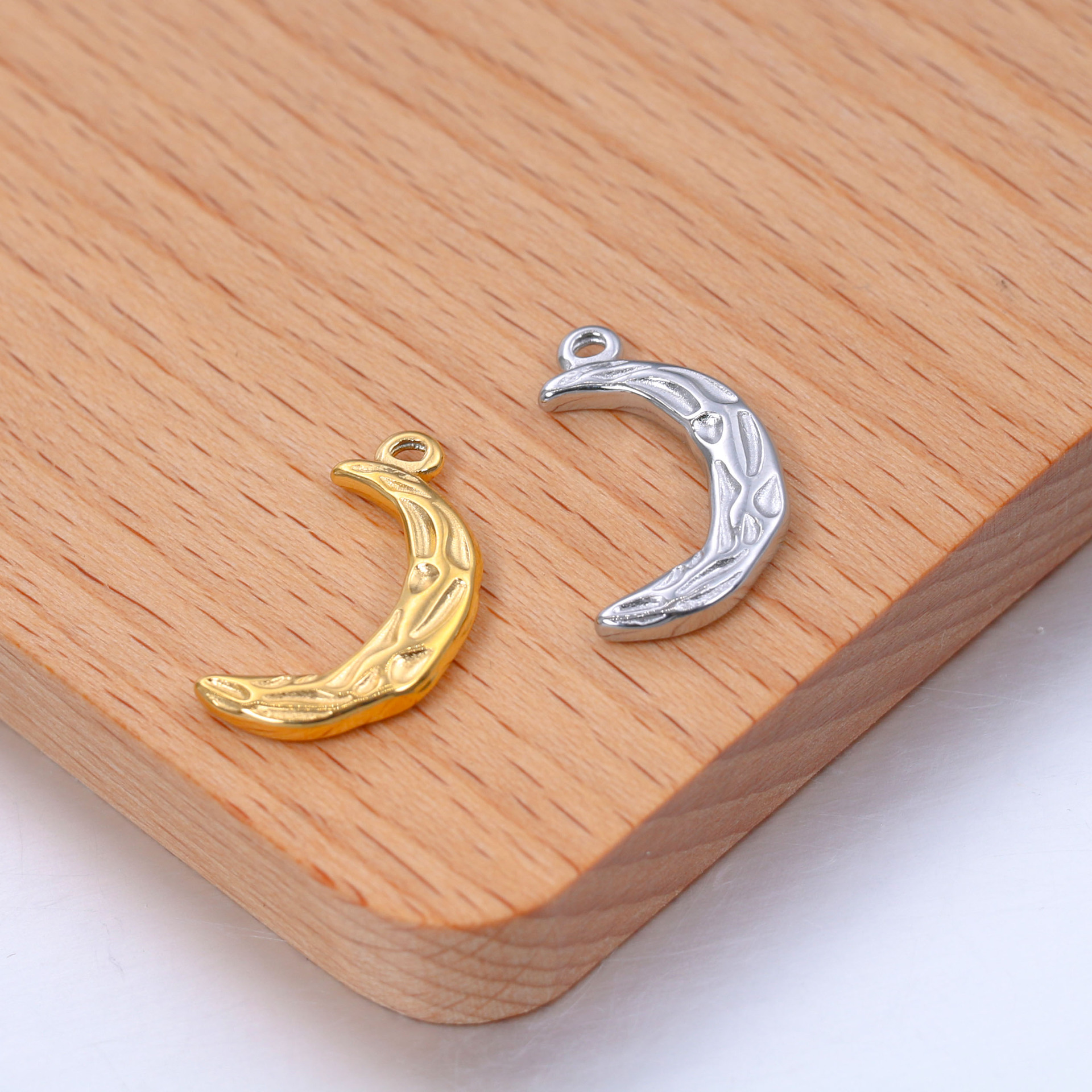 3 Teile/los Edelstahl Crescent Charms Unregelmäßige Faltige Mond Anhänger DIY Halskette Armband Schmuck Handwerk Machen Zubehör – Detail 5