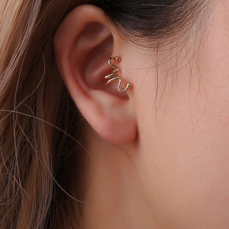 European and American Style, Exaggerated and Simple Geometric Ear Clips with Snake Bone Matchstick Head Curve Design, Trendy Non-Pierced Earrings