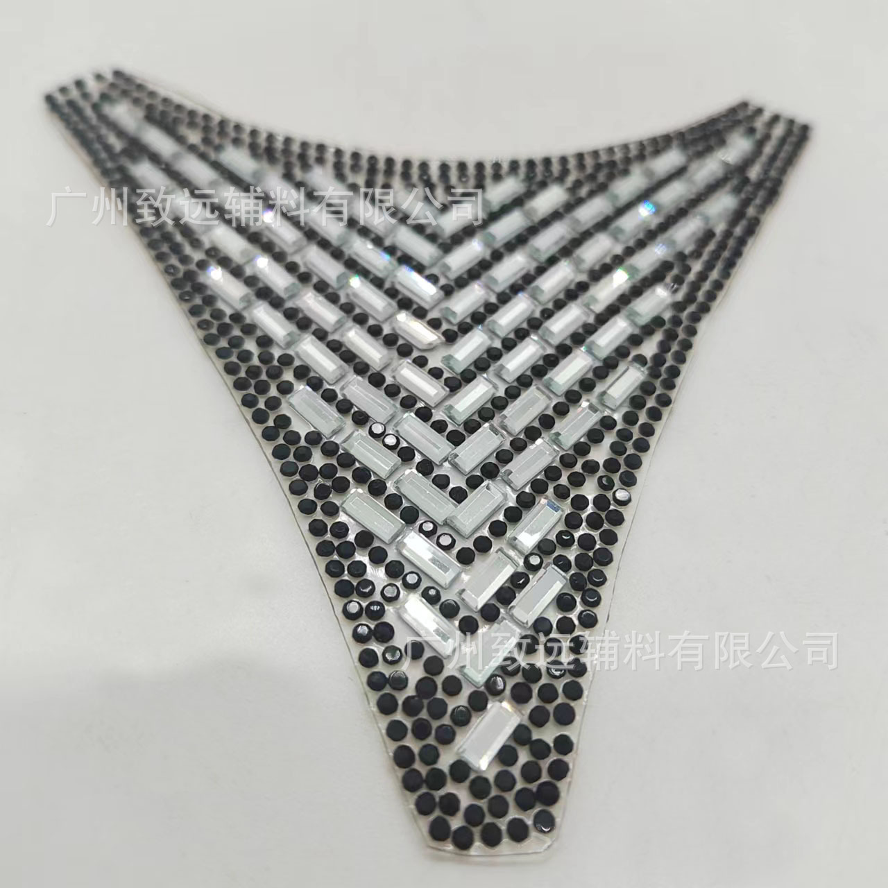 Nuevos materiales adhesivos transfronterizos para zapatos, sombreros, accesorios, materiales de diamantes de imitación, cuellos de ropa, bolsos, accesorios para zapatos y sombreros, materiales DIY.