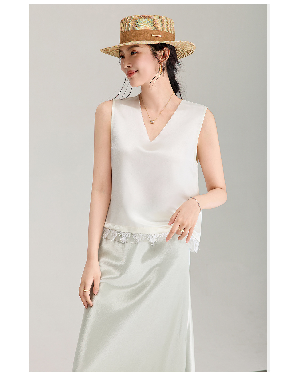 Áo hai dây nữ satin phối ren cổ chữ V — màu đen chi tiết 7