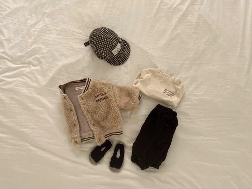 Bebé otoño e invierno abrigo estilo coreano ropa para niños bebé felpa engrosada abrigo ropa de invierno para hombres y mujeres suéter de lana para bebés
