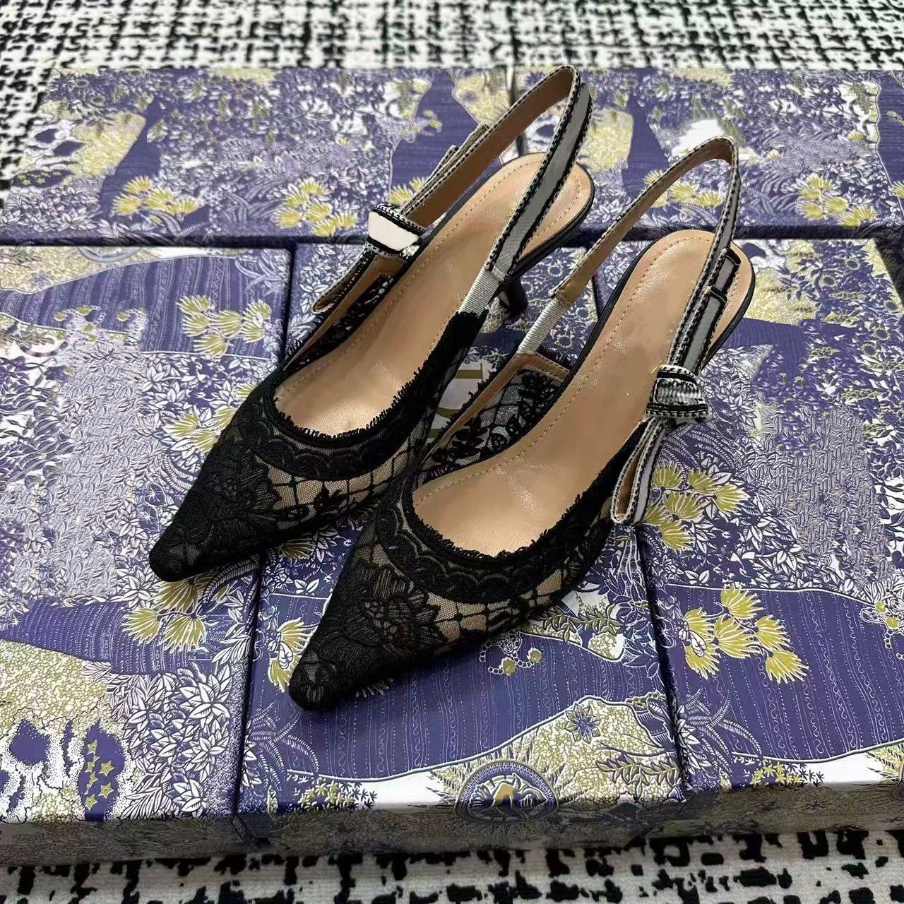 High-End~Cross-Border Top Quality Cat-Heel For Women D New Model Embroidered Knit Backless Closed-Toe Shallow Sandals With Butterfly_vogvips.com