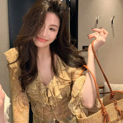 ALONE SAVOR龍喜儿微调莫吉托 蕾丝花边深V领长袖衬衫
