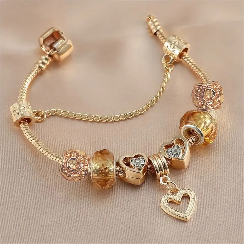 Elegant adjustable bracelet