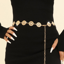 �渣�羳����W���A���U�ս���ƬŮʿ��朕r�к��s�B��ȹ�����