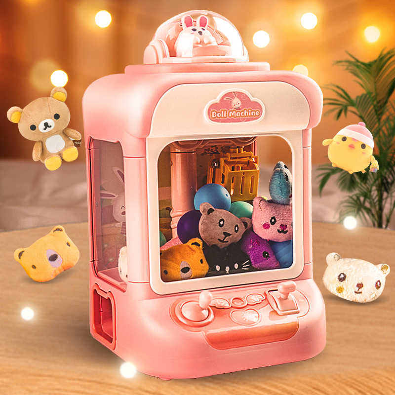 Pequeña máquina de la muñeca del mini clip del hogar de los niños que funciona con monedas huevo bola de caramelo que cuelga de juguete para niños y niñas