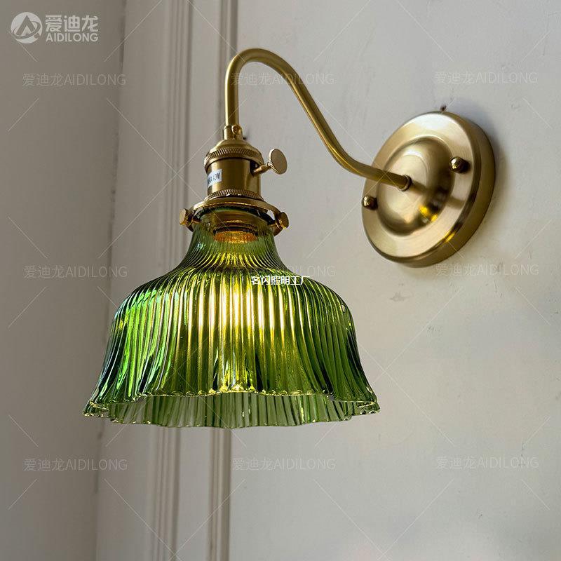Vintage Brass Green Glass Wall Lamp Modern Scandinavian Bedside Wall Lamp Casual Toilet Bathroom Mirror Front Lamp