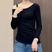 2025新款早秋黑色一字斜领长袖打底衫女露肩针织紧身内搭外穿上衣