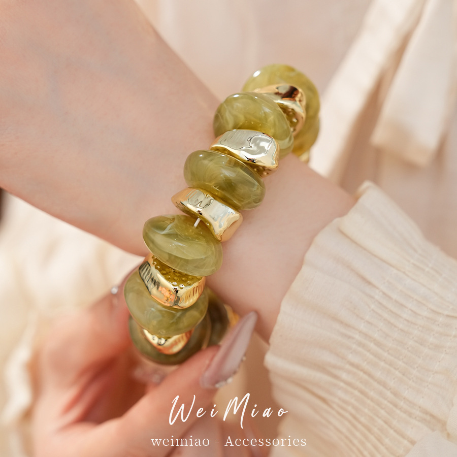 Acrílico irregular geometría redonda cuentas pulsera elástica ligera pulsera de nicho de lujo Europa y América temperamento transfronterizo joyería