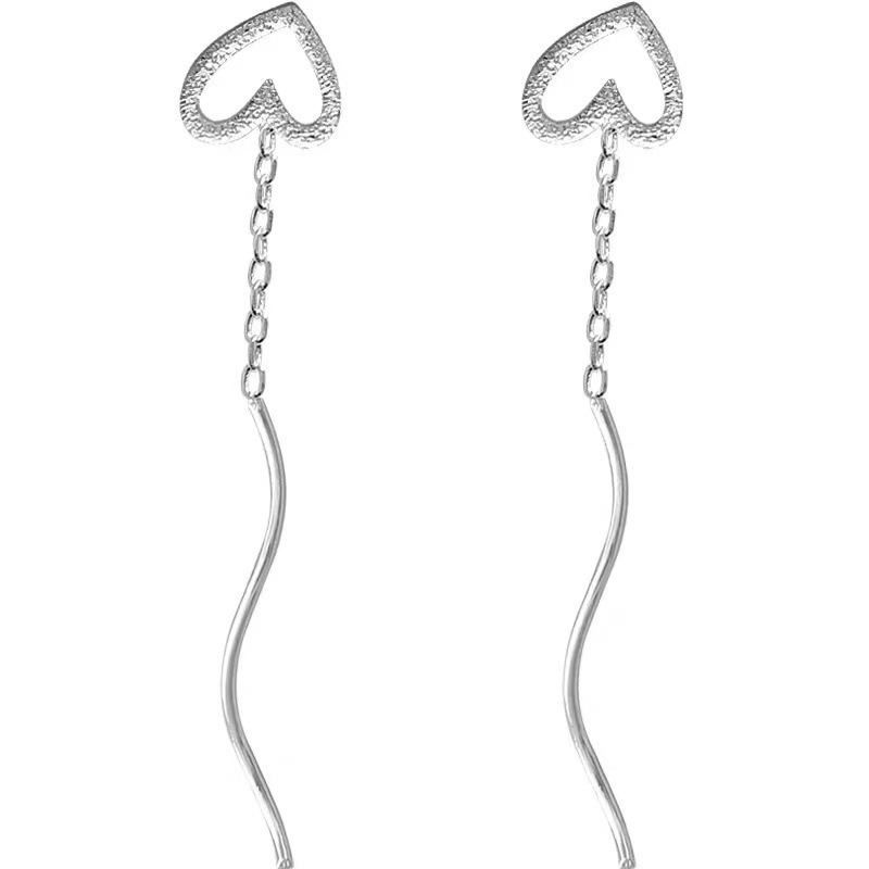 Pendientes de oreja de borla en forma de corazón simples y pequeños para mujer elegantes pendientes de onda en forma de corazón huecos dulces de moda