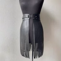 Пояс с кисточками, украшения