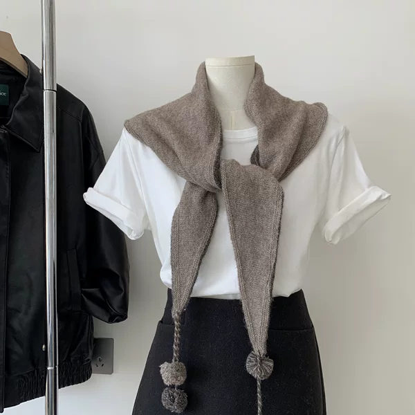 Winter New Double-Ball Japanese Style Age-Reducing Knitted Solid Color Double-Sided Versatile Wool Scarf Triangle Warm Neck Warmer for Women