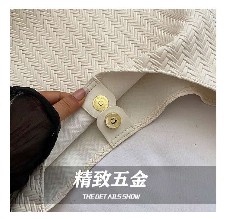 In 2025, a new Korean-style casual woven pattern large-capacity tote bag for women's commuting to work Specification drawing