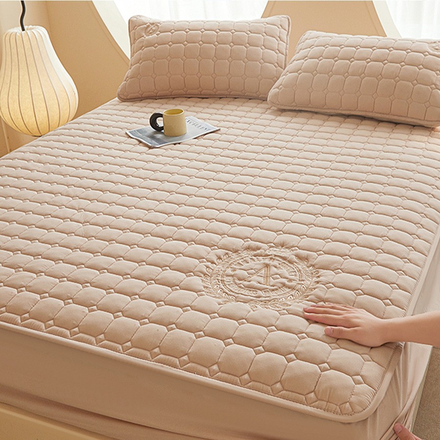 Colcha impermeable acolchada Colcha de cama engrosada de una pieza Cubierta de cama con todo incluido Cubierta protectora de colchón 2025 Nuevo Four Seasons Universal