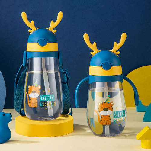 New children's straw cup cartoon cute water cup kindergarten baby drinking cup convenient handle strap anti-leak anti-fall