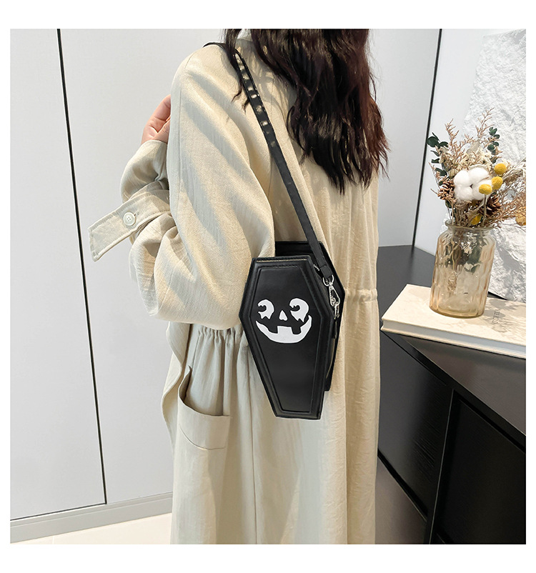 Halloween Women's Pu Leather Pumpkin Cute Ghost Square Zipper Shoulder Bag Crossbody Bag display picture 14