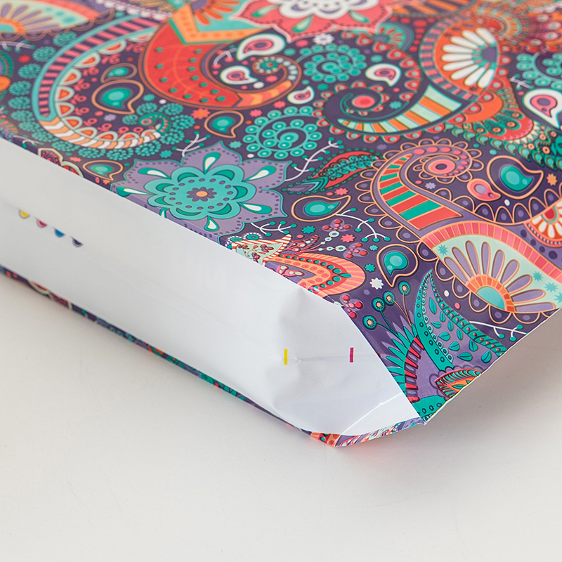 Bolsas de regalo de estilo nacional al por mayor bolsas de plástico bolsas de mano al por mayor ropa de mujer ropa de hombre tienda de ropa bolsa de embalaje