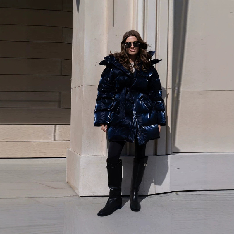 Cross-border European and American style autumn and winter new women's clothing, waist-cinching, slimming, warm, shiny, reflective, lace-up down jacket with hood