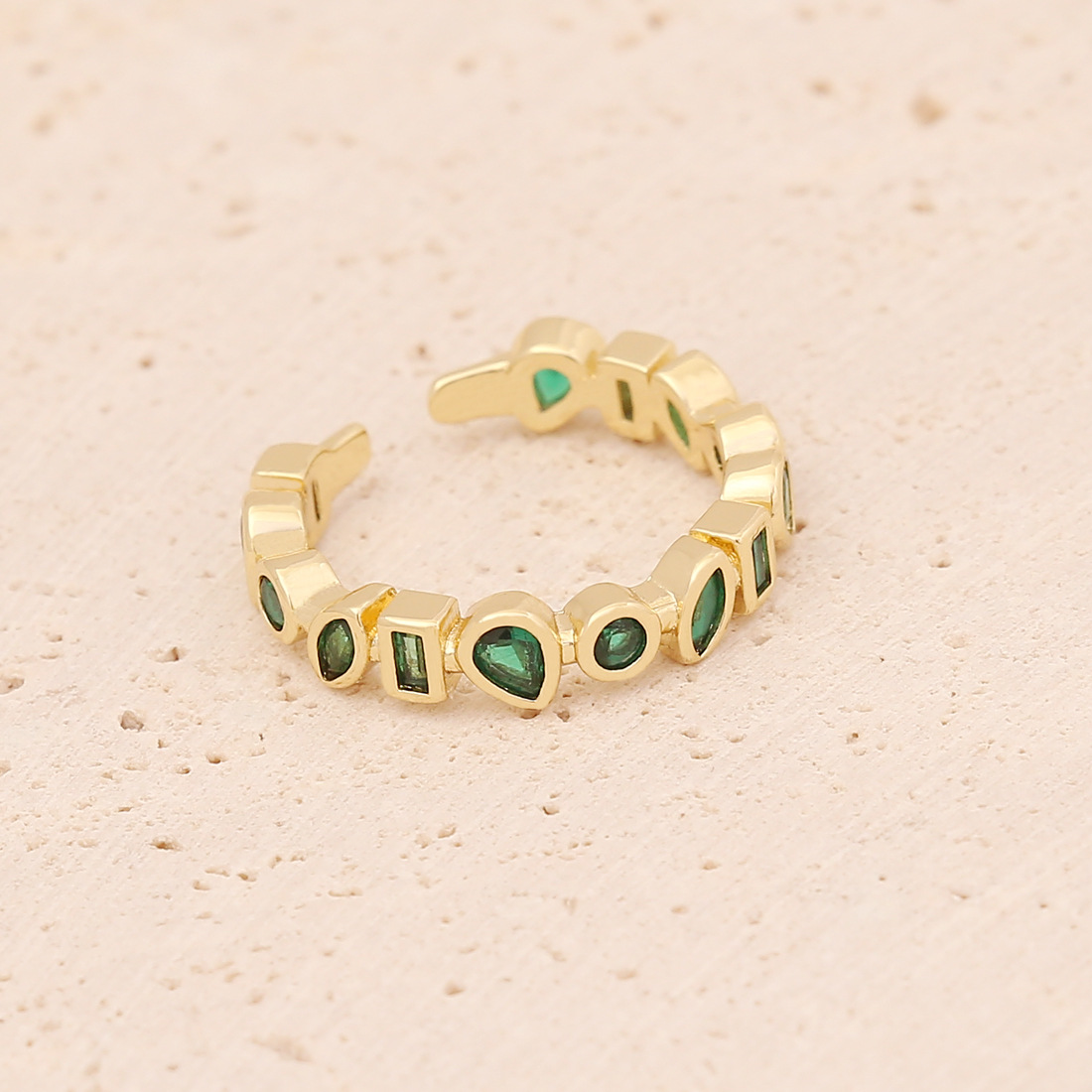 Jewelry Heart Shaped Copper Ring Set Serpentine Zircon Female Butterfly Bracelet display picture 4