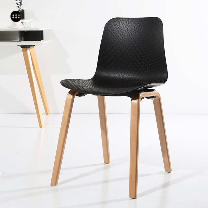 Dongguan factory direct Nordic dining chair creative simple dining chair cafe leisure reception chair PP new material good quality Dongguan factory direct Nordic dining chair creative simple dining chair cafe leisure reception chair PP new material good quality