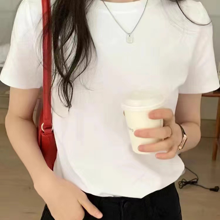 순수한 흰색